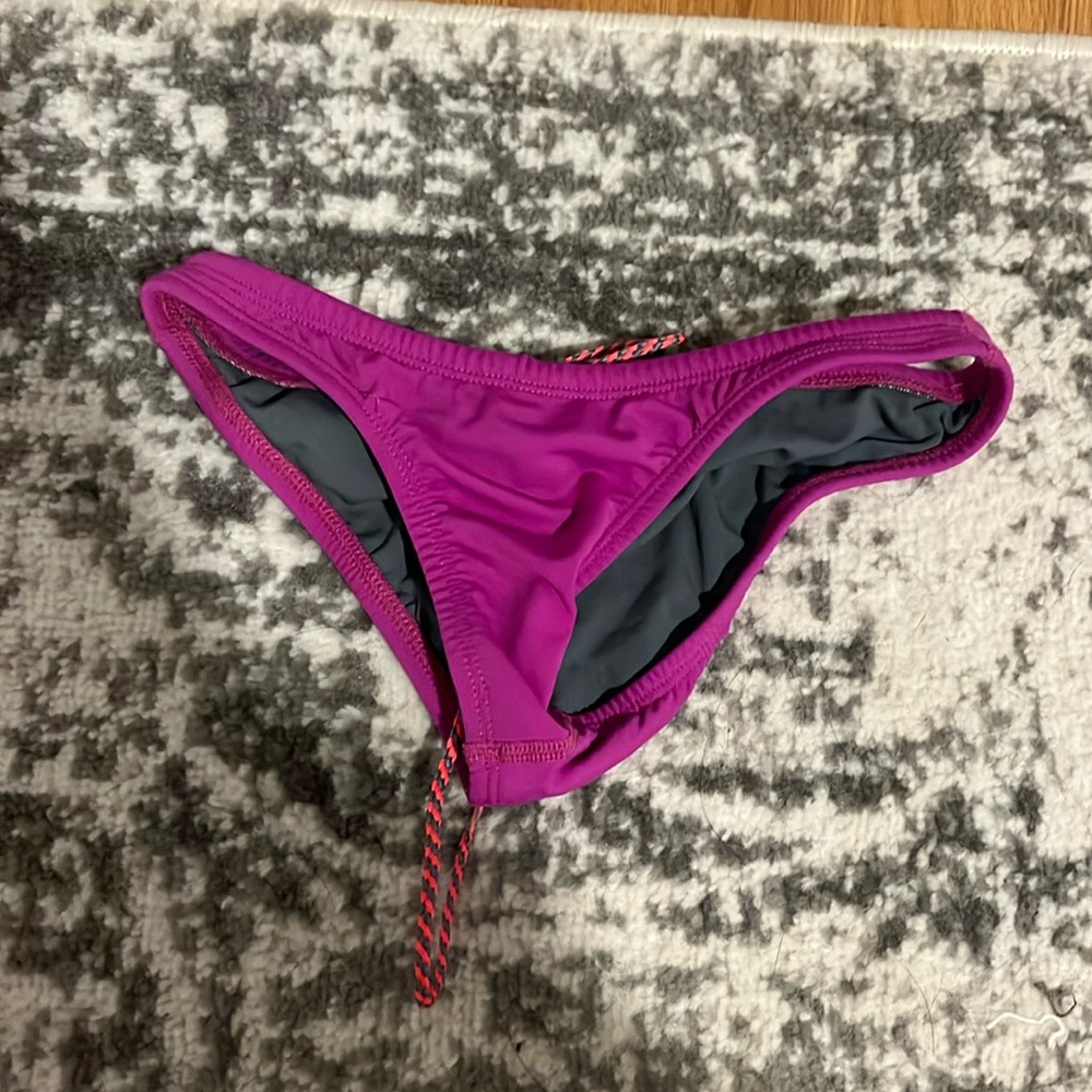 Jolyn xs bikini bottom